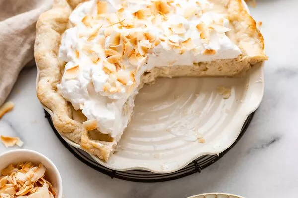 Web_Recipe_Description_Image-Coconut Cream Pie (4).jpg