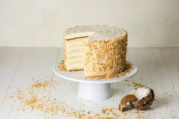 Web_Recipe_Description_Image-Coconut Vanilla Cake 5.jpg