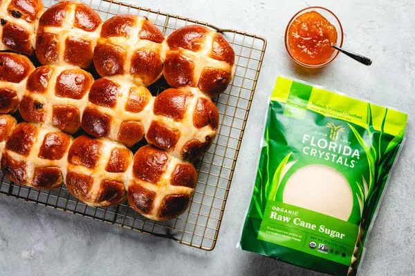 Vegan Hot Cross Buns