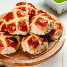 Vegan Hot Cross Buns